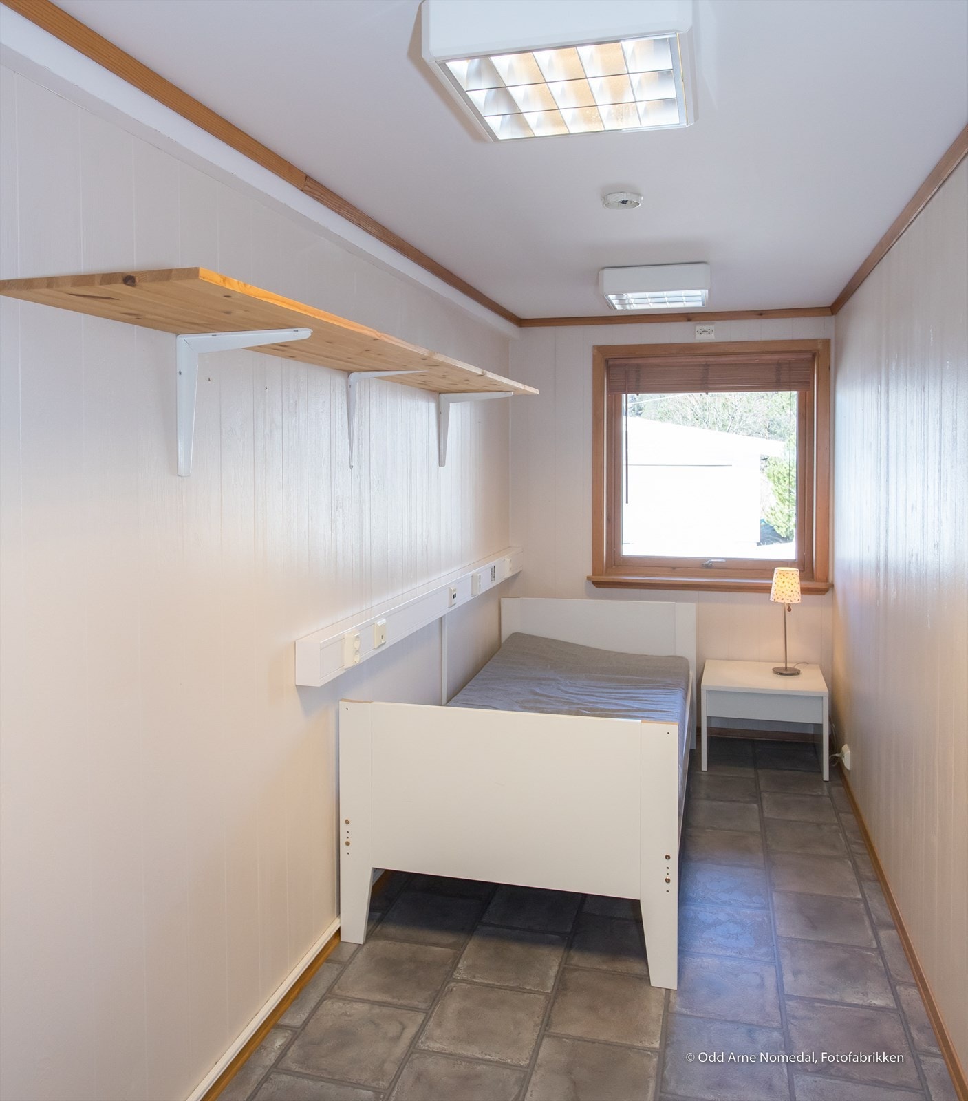 Soverom - hybel selges møblert Galleribilde