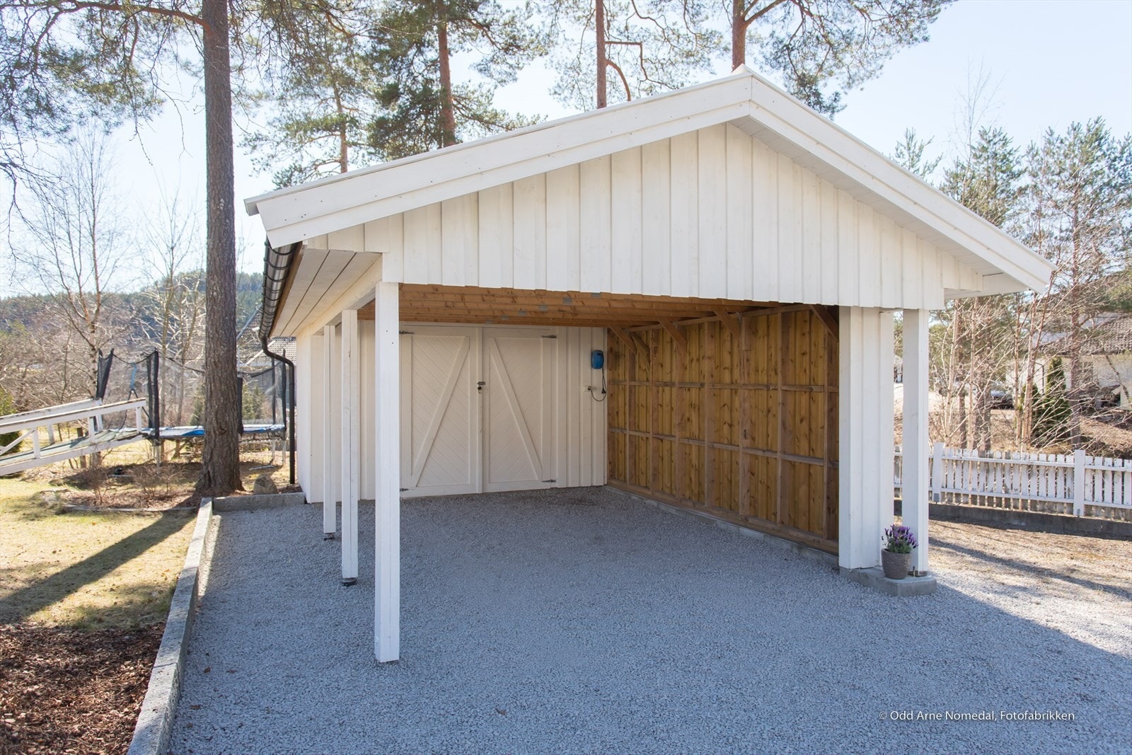 Ny carport med bod Galleribilde