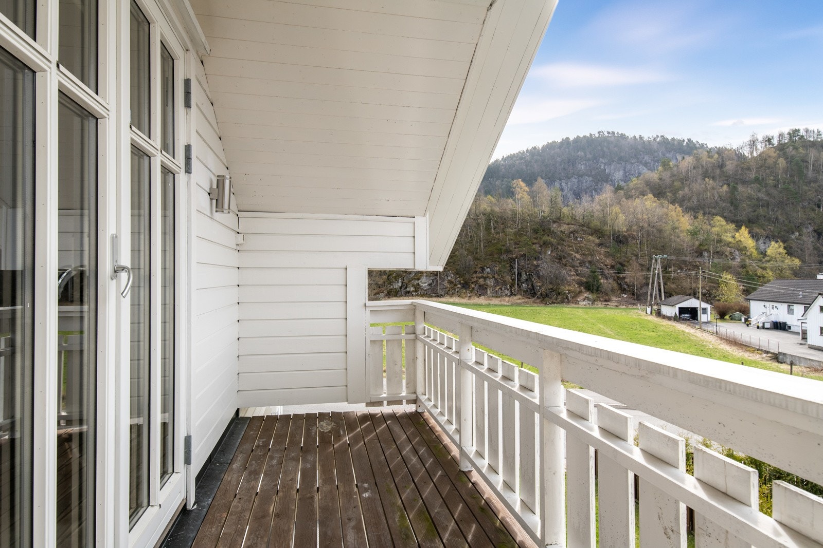 Luftebalkong. Galleribilde