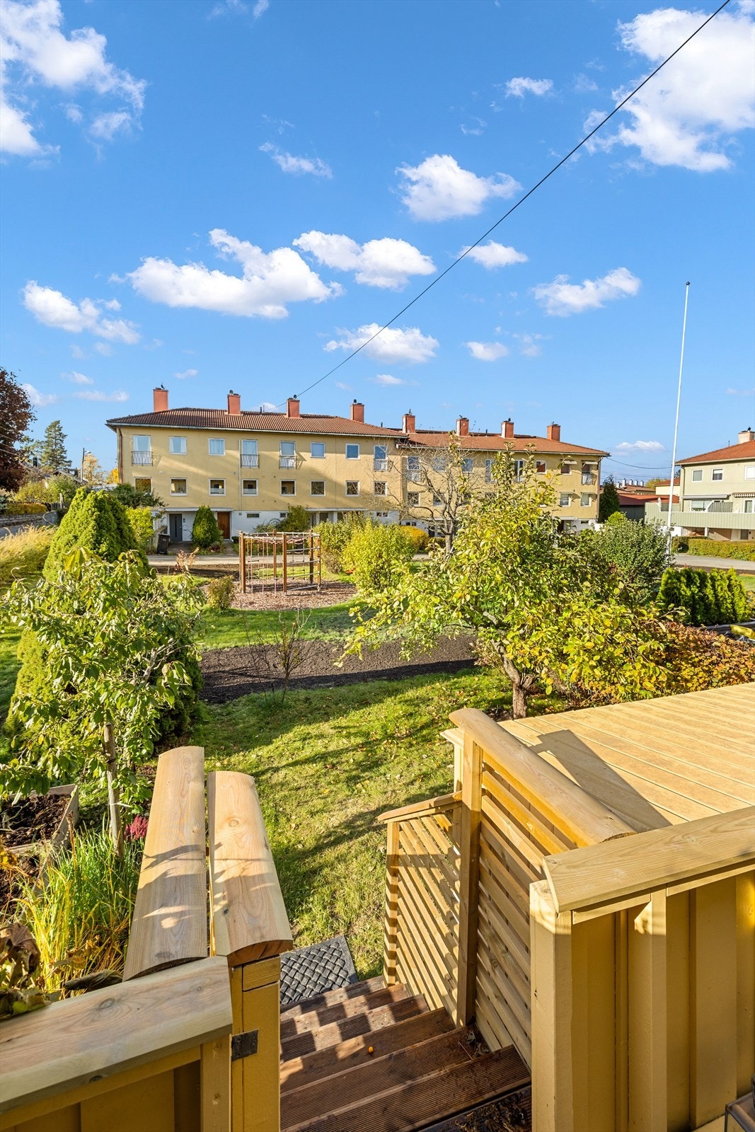 Hagen vender mot grønt barnevennlig og bilfritt tun Galleribilde