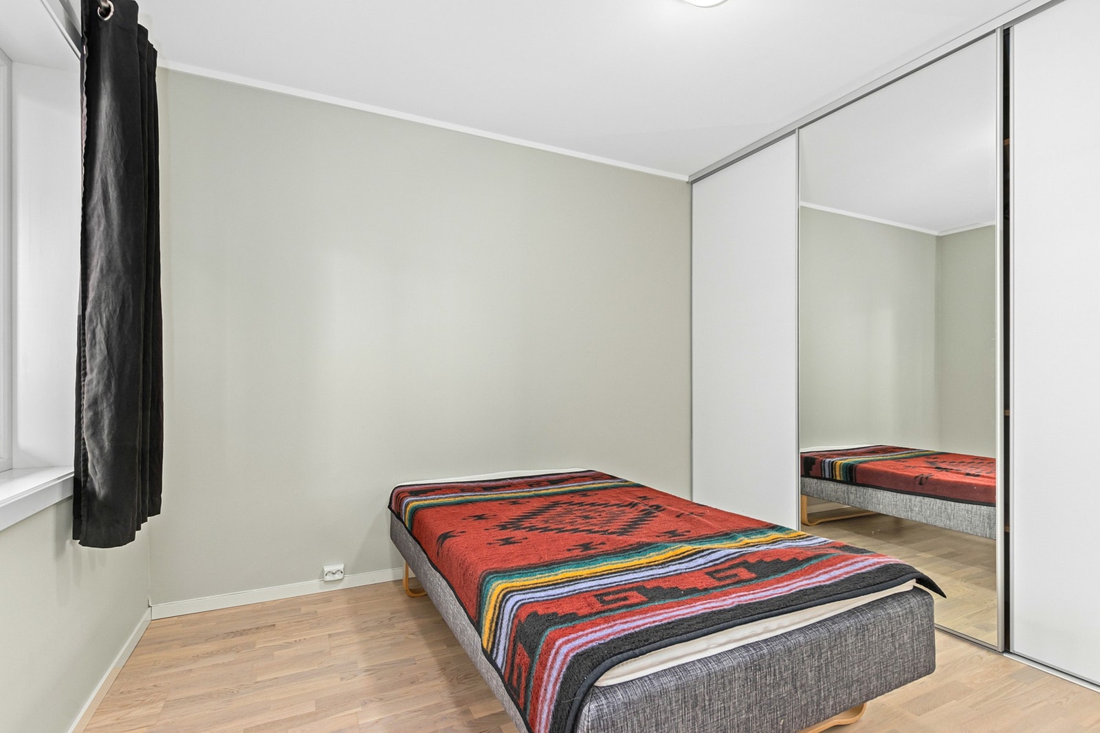 Soverom. Galleribilde