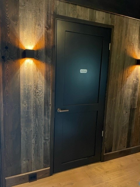 Fjellpanel bryter opp Galleribilde