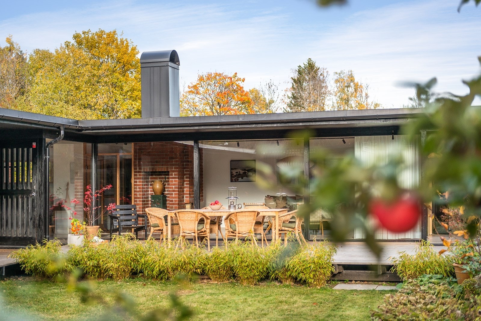 Her nytes både stille morgenstunder med morgenkaffen, og lange sosiale kvelder i godt lag. Galleribilde