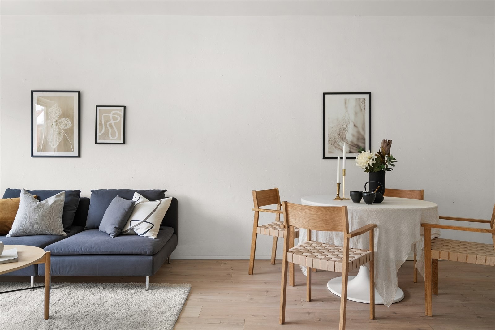 Leiligheten har et åpent stue og kjøkken-konsept, perfekt for de som liker å underholde. Galleribilde