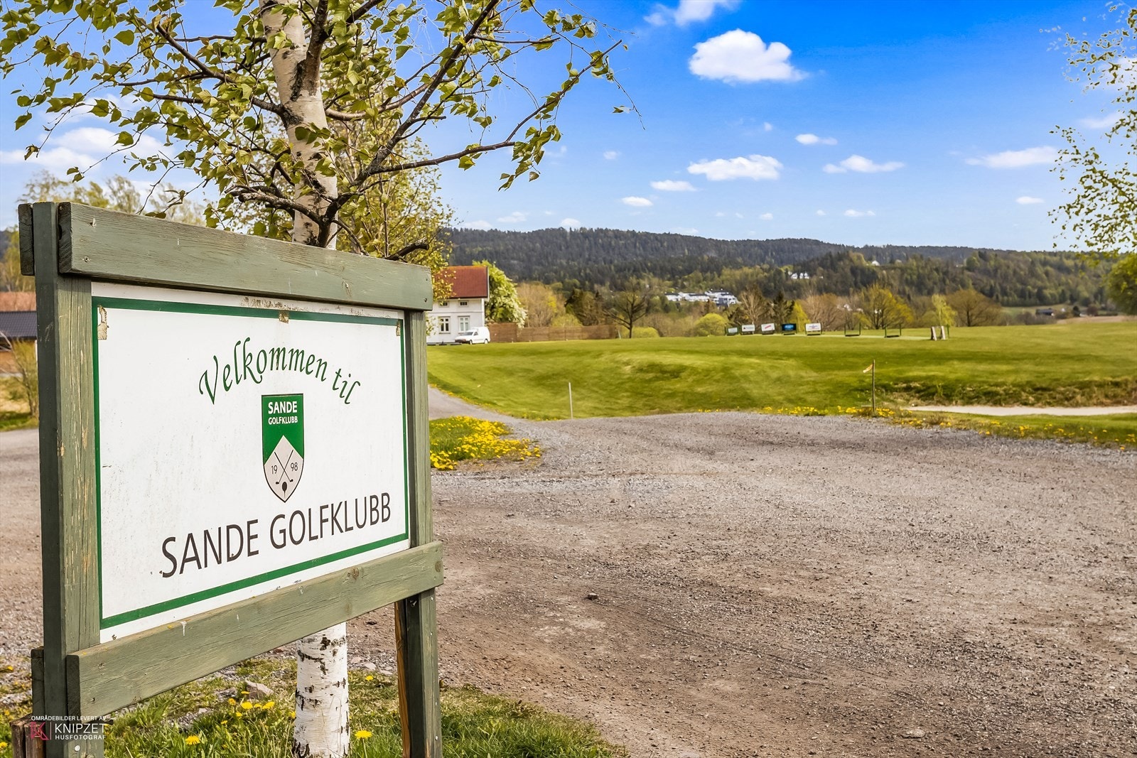 En liten kjøretur på ca. 7 min til Golfbane. Galleribilde