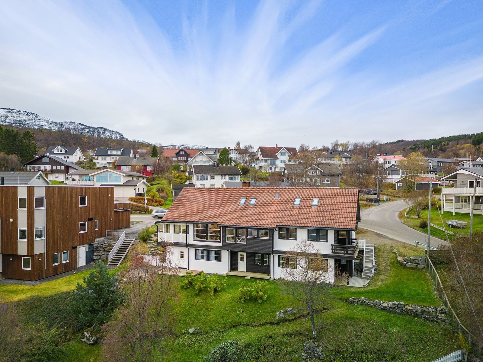 Eiendommen ligger i et populært boligområde i Kanebogen Galleribilde
