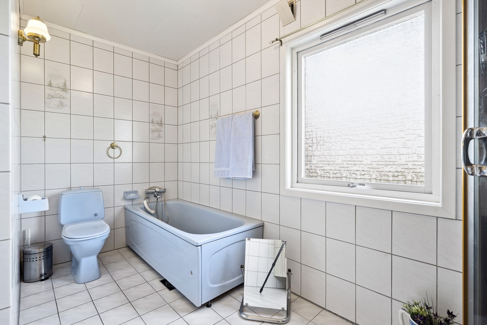 Badekar med dusj Galleribilde