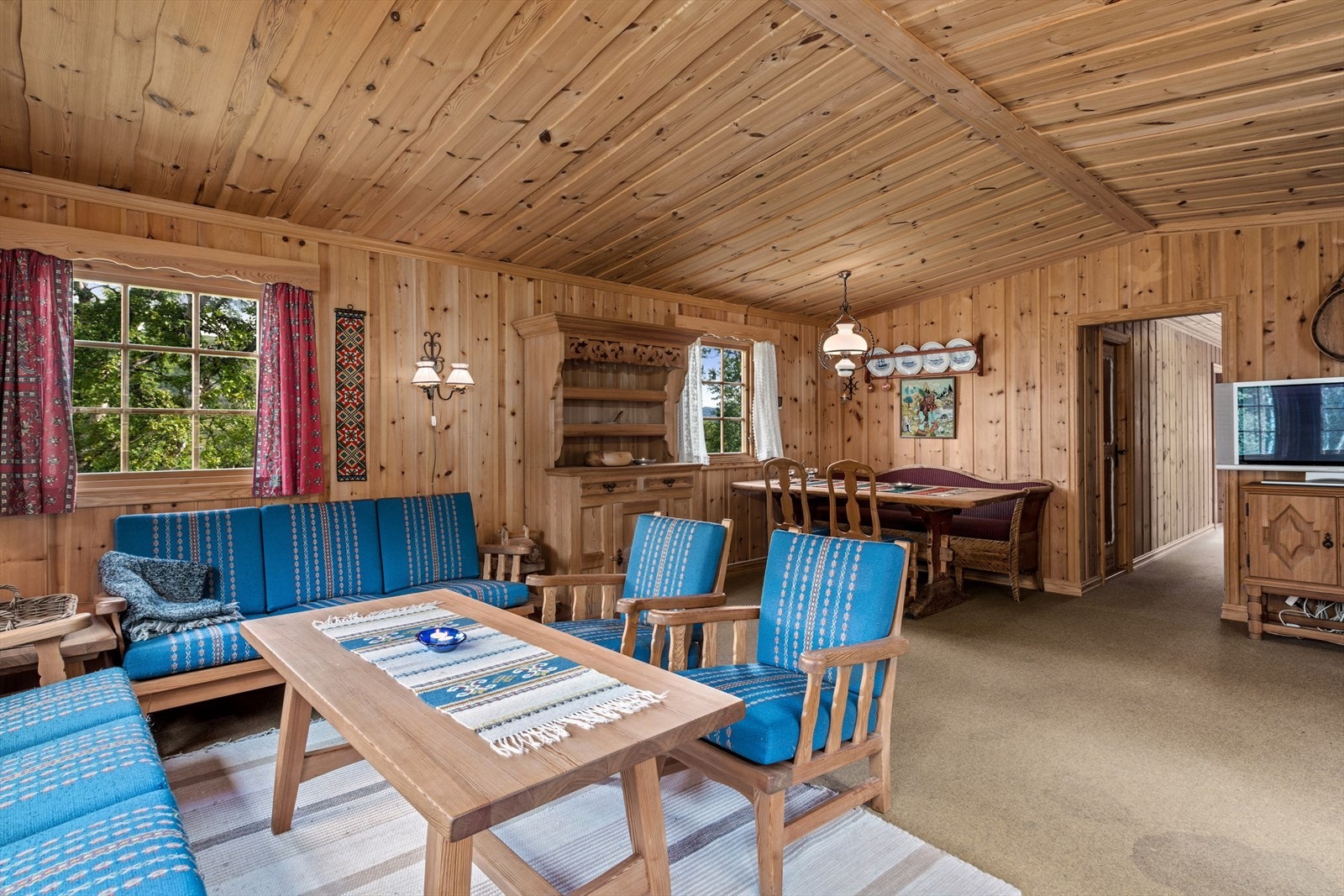 Stue/spisestue Galleribilde