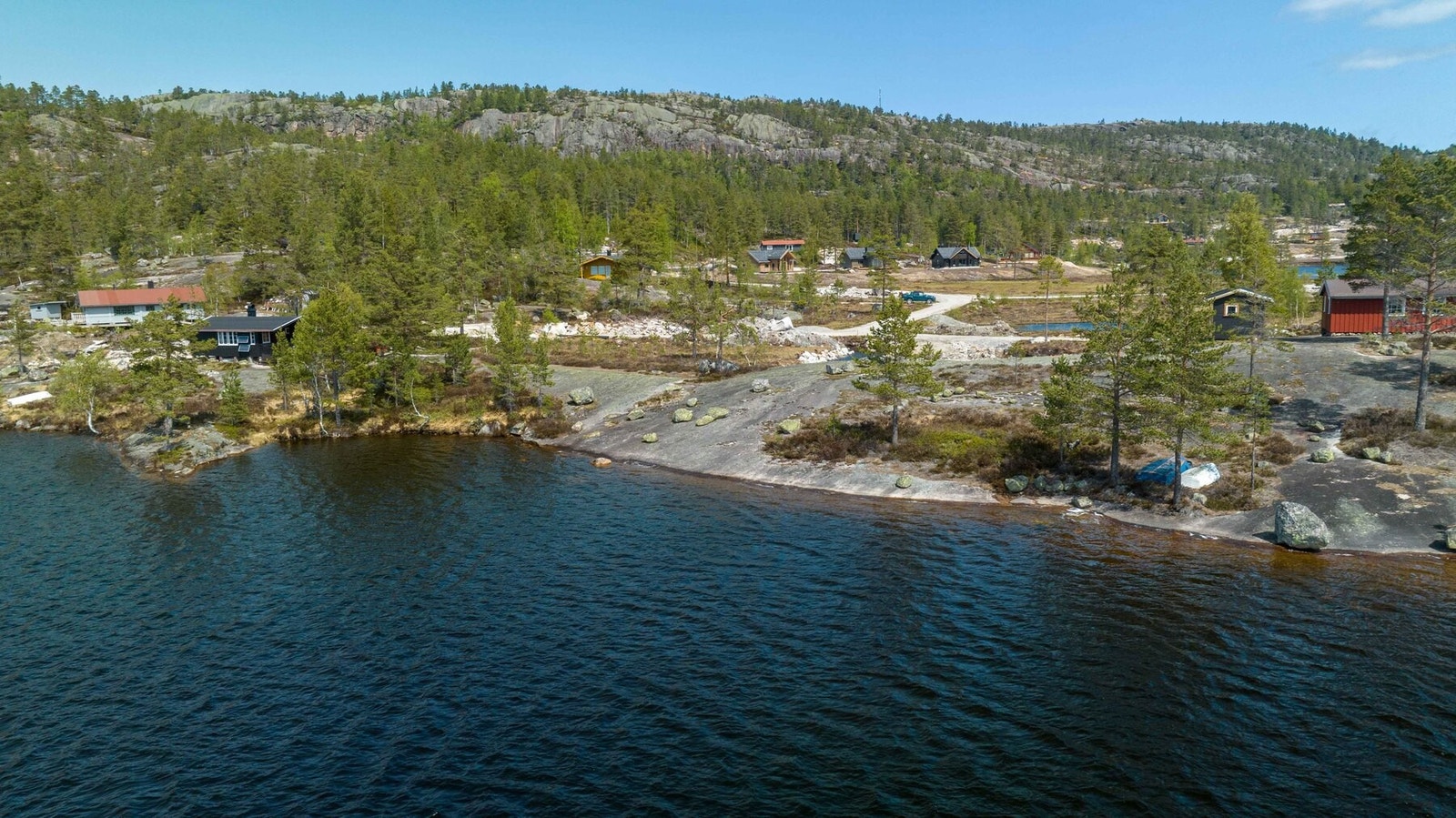 Fra tomteområdet mot Rosstjønn Galleribilde