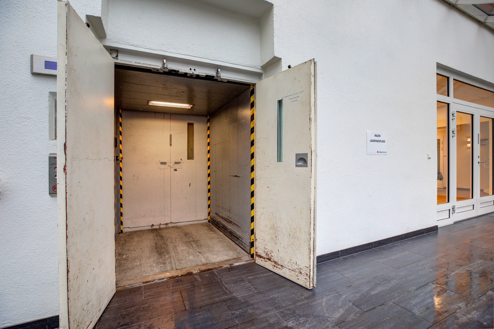 Ensjøveien 14 - vareheis - 1000 kg. Galleribilde
