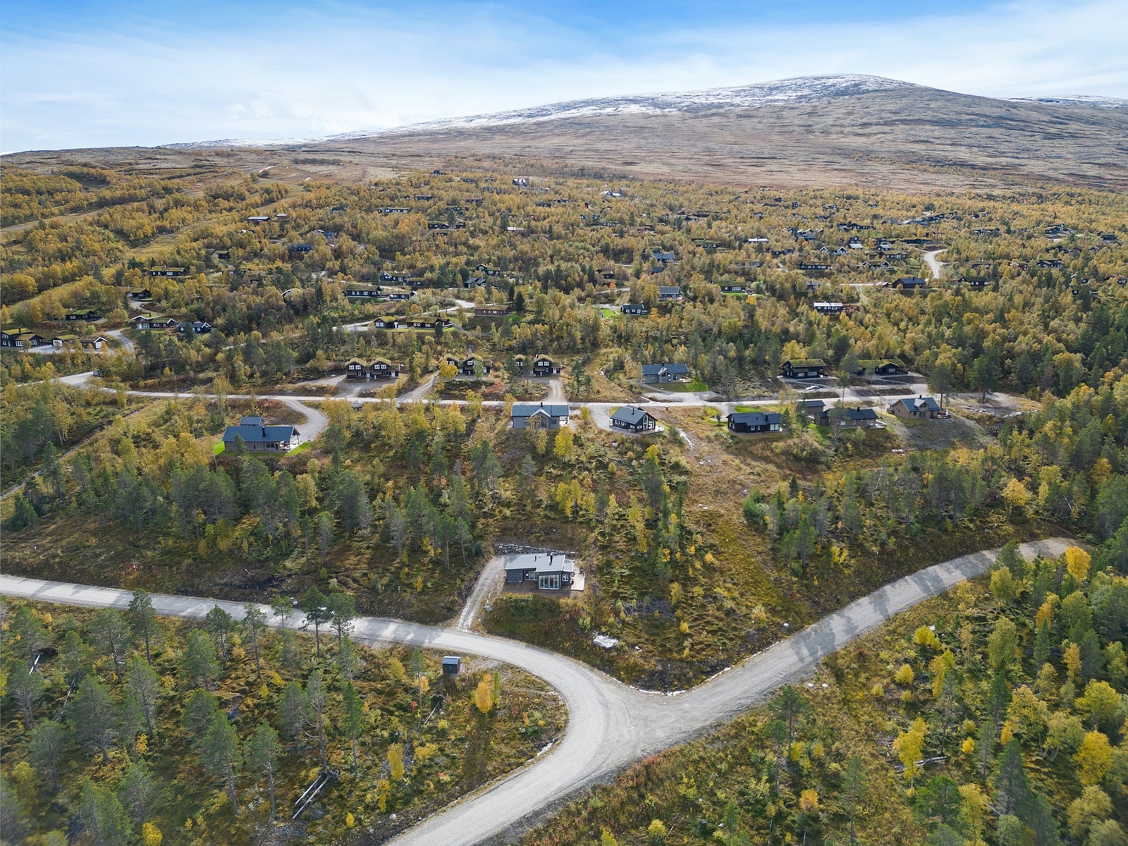 På og rundt Hummelfjellet er det et nydelig helårs turterreng, med bla. flere merkede turstier i en utrolig vakker natur. Galleribilde