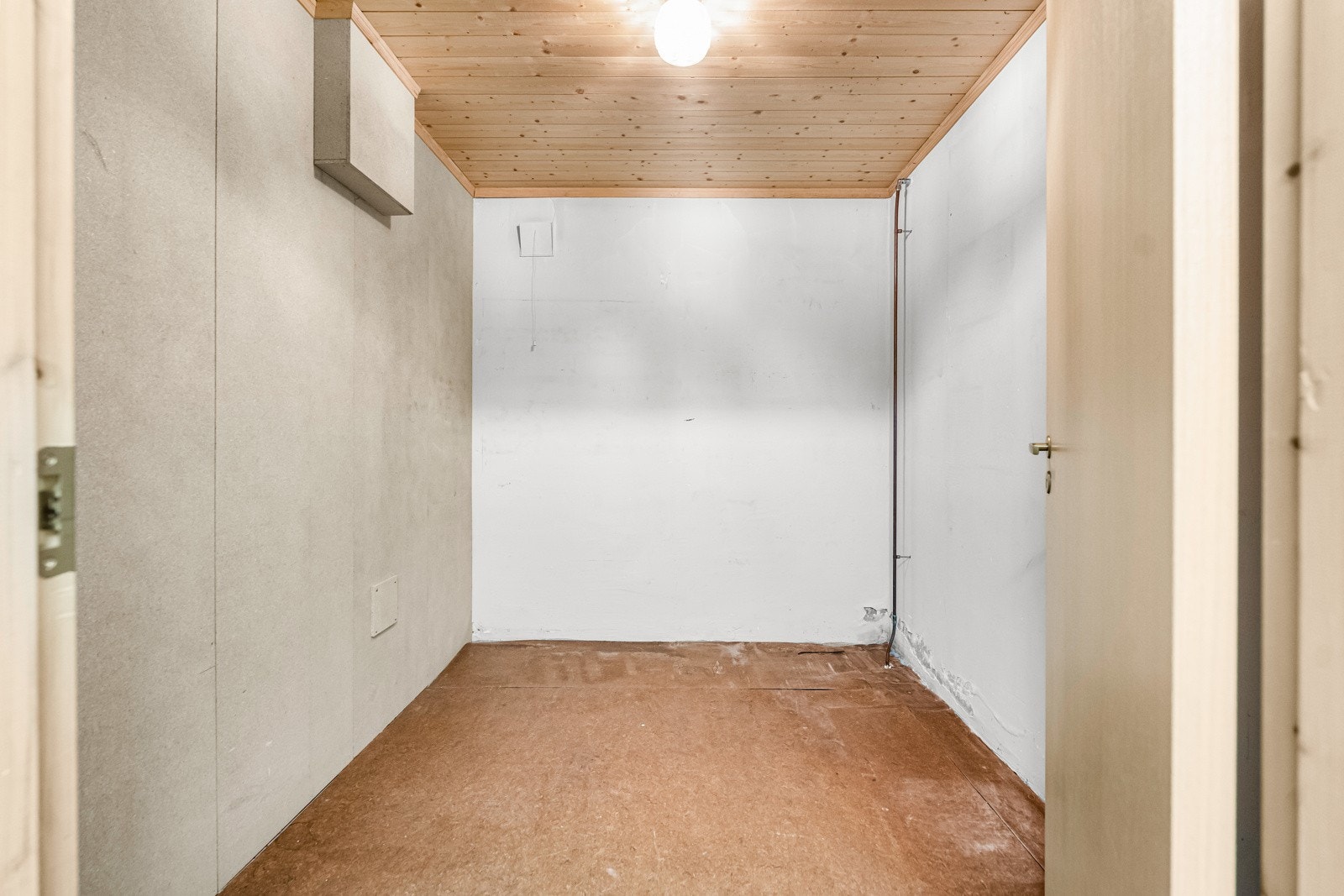 Underetasjen byr på masse plass. Galleribilde