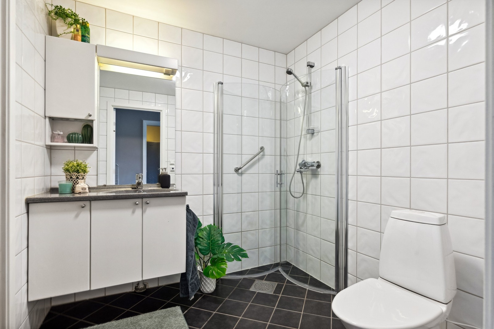 Baderommet er på 5,5 kvm. Galleribilde