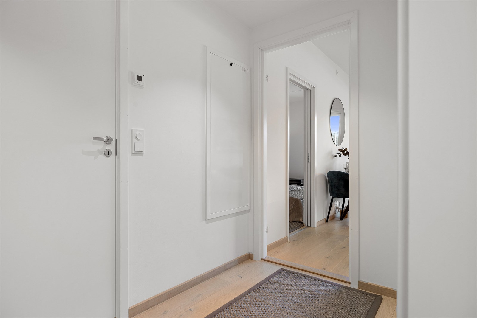 Fra entré er det inngang til bad og bod Galleribilde