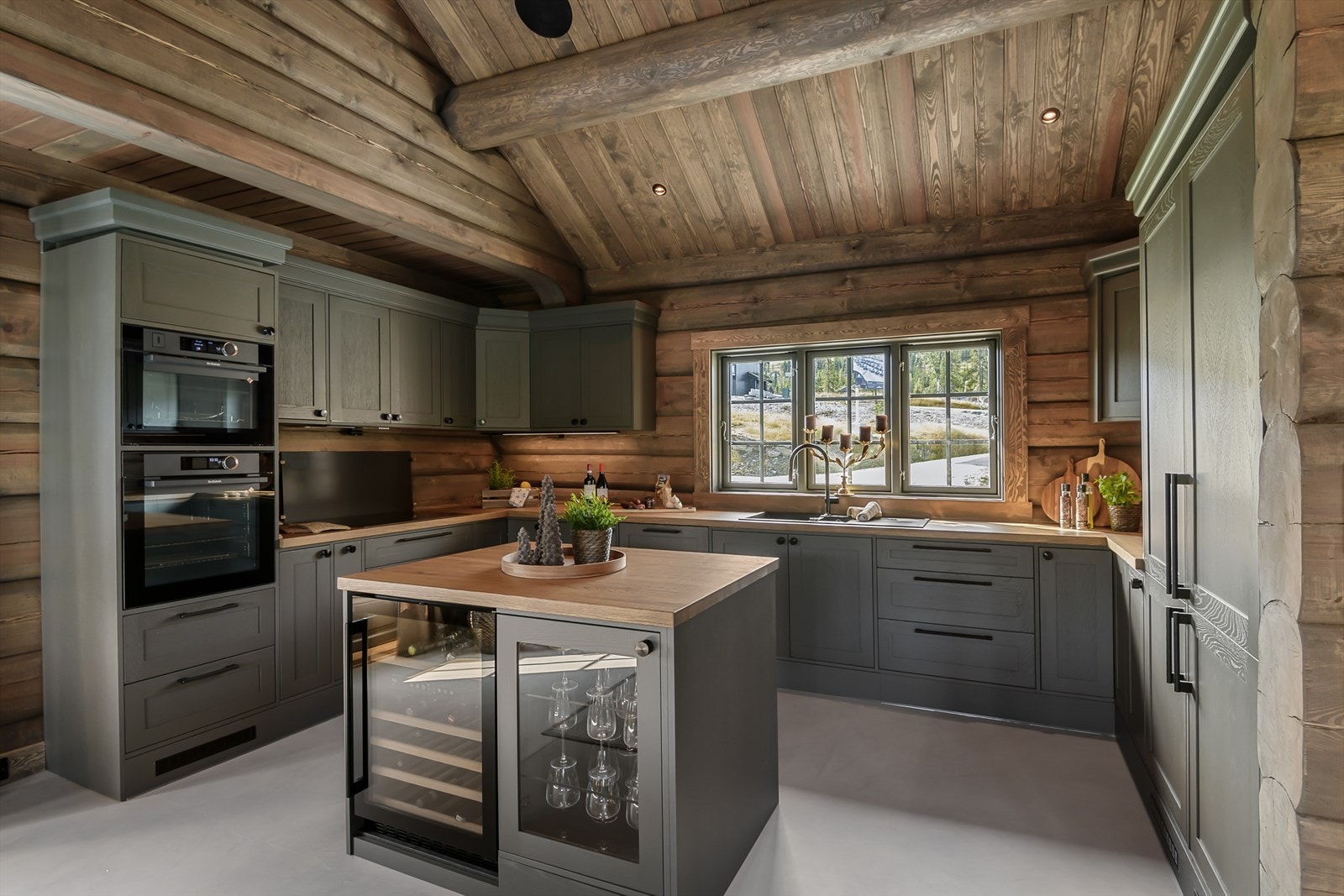 Temptech vintskap, integrert i kjøkkenøy. Galleribilde