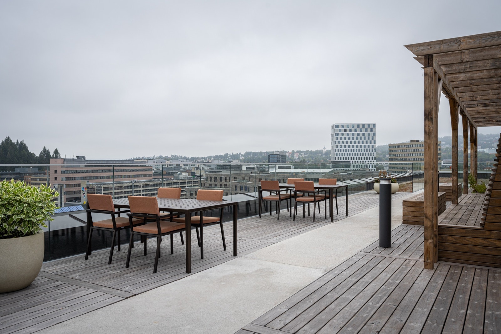 Felles møblert takterrasse Galleribilde