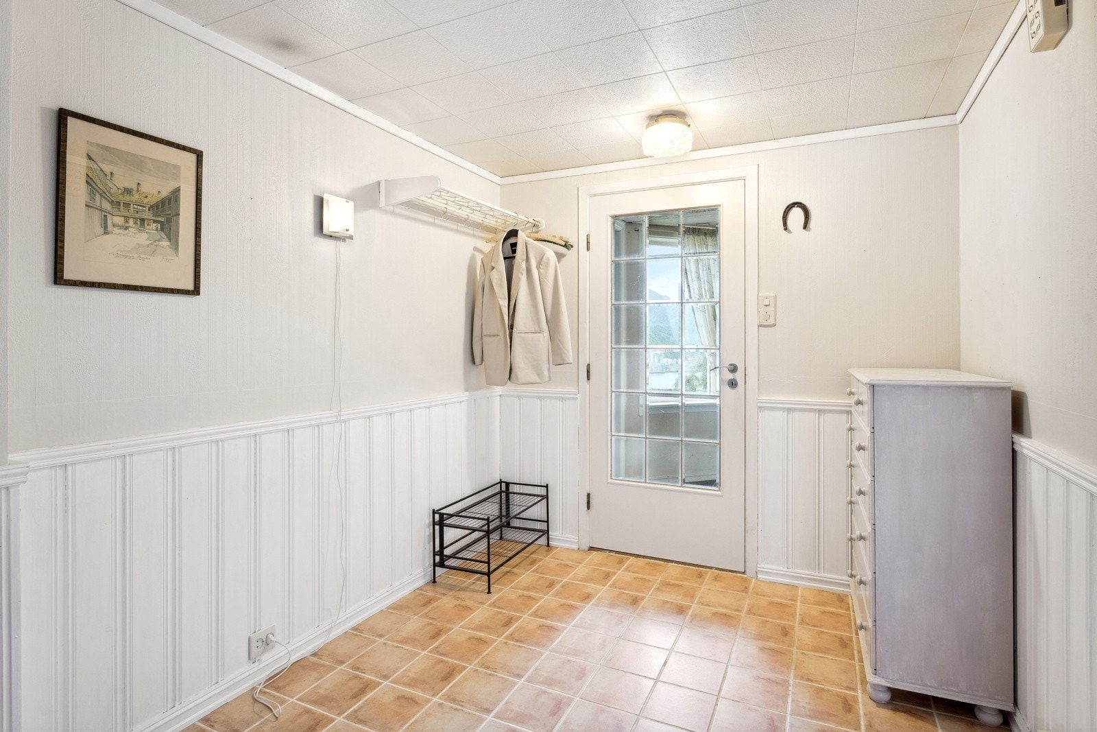 Egen inngang til underetasjen Galleribilde