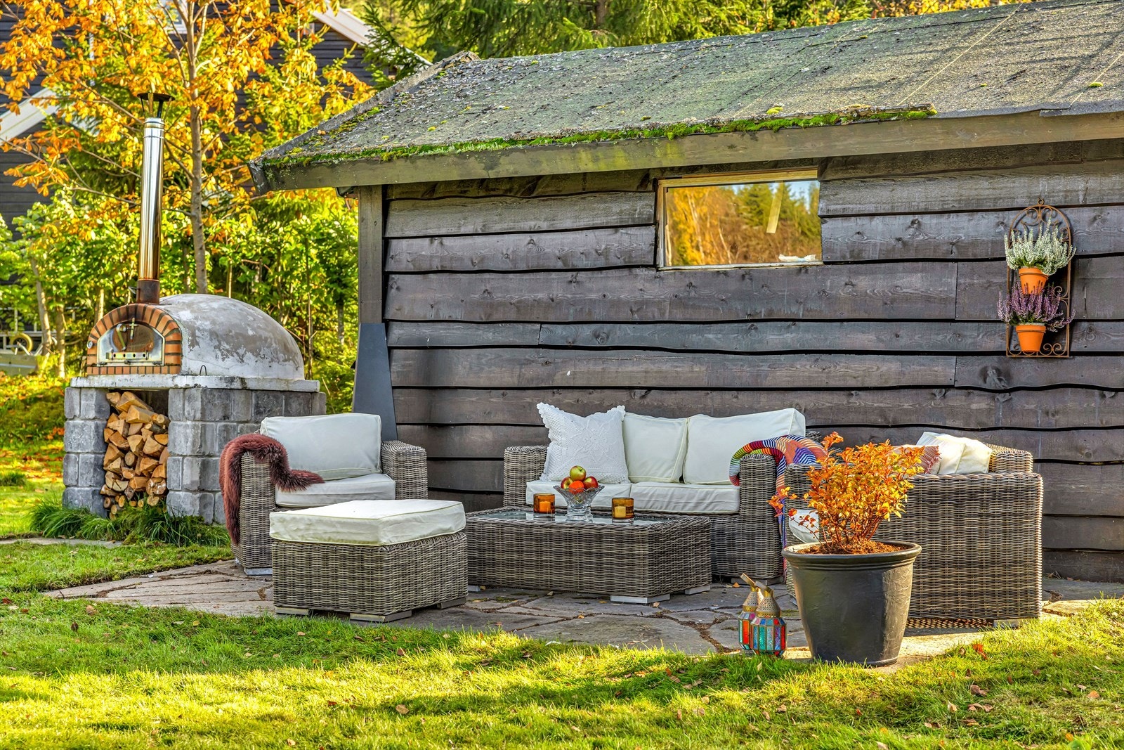 Hyggelig uteplass på sene sommerkvelder. Galleribilde