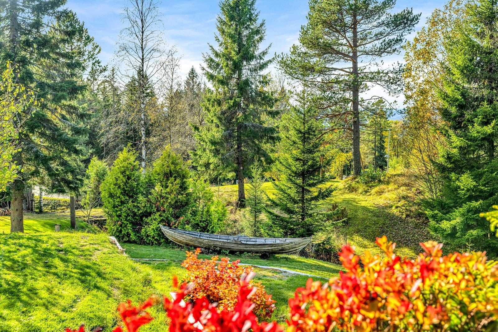 Man blir aldri trett av å se på den vakre naturen som omkranser boligen. Galleribilde
