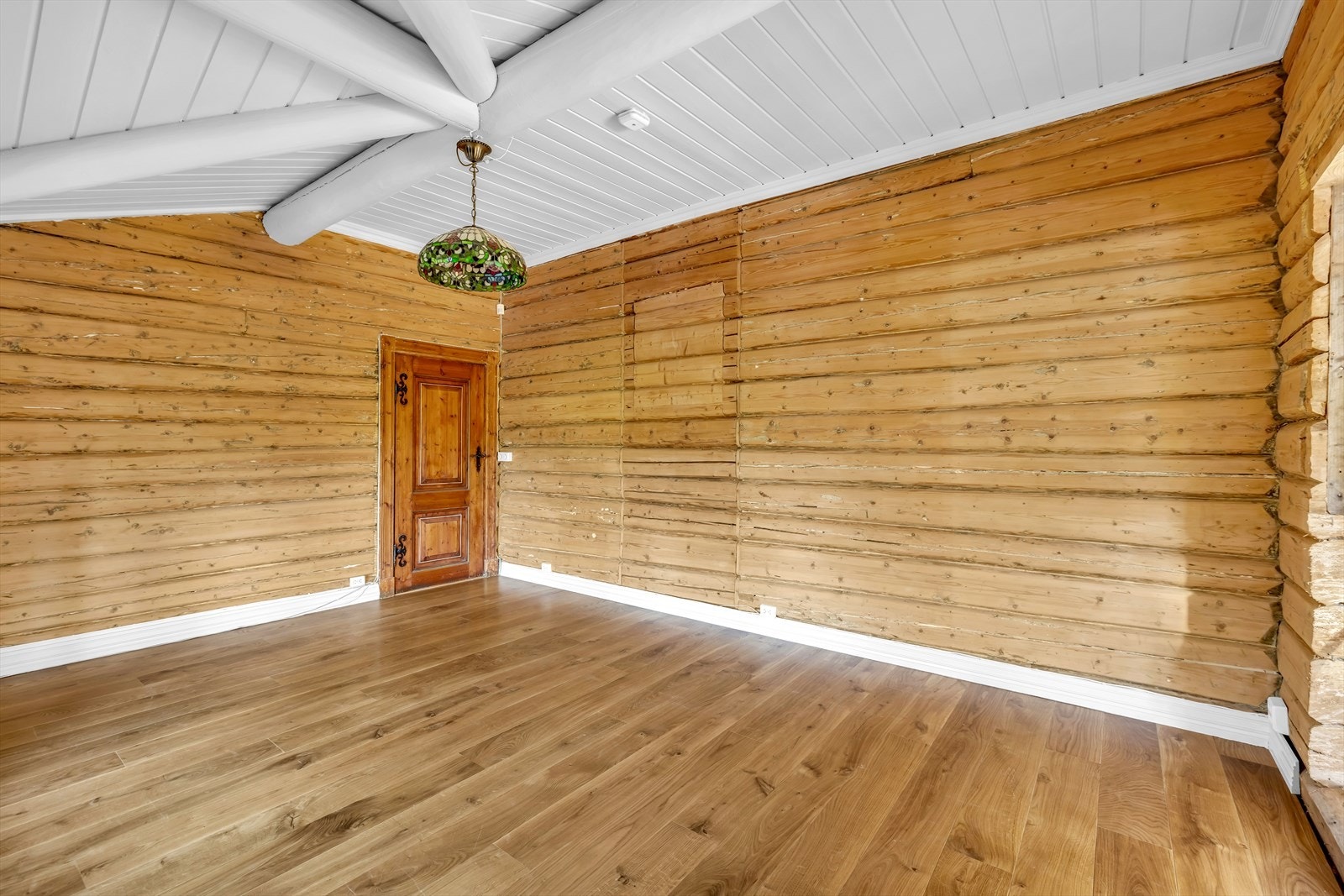 Soverom nr. 4 med balkong. Galleribilde