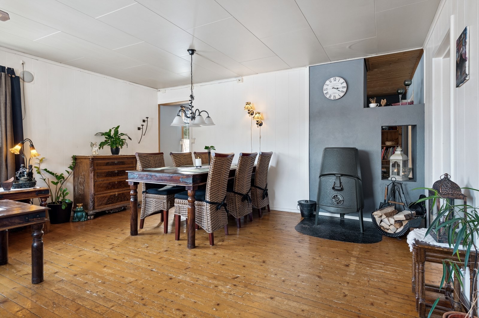 Romslig og god stue. Galleribilde