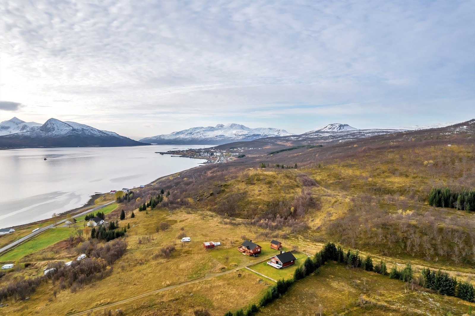 Fra hytta har man umiddelbar tilgang til flotte turområder både sommer- og vinterstid! Galleribilde
