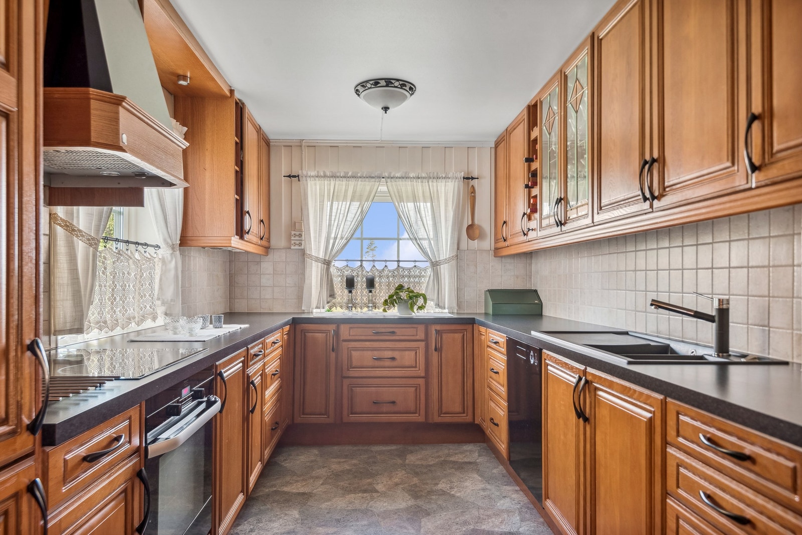 Kjøkken våninghus Galleribilde