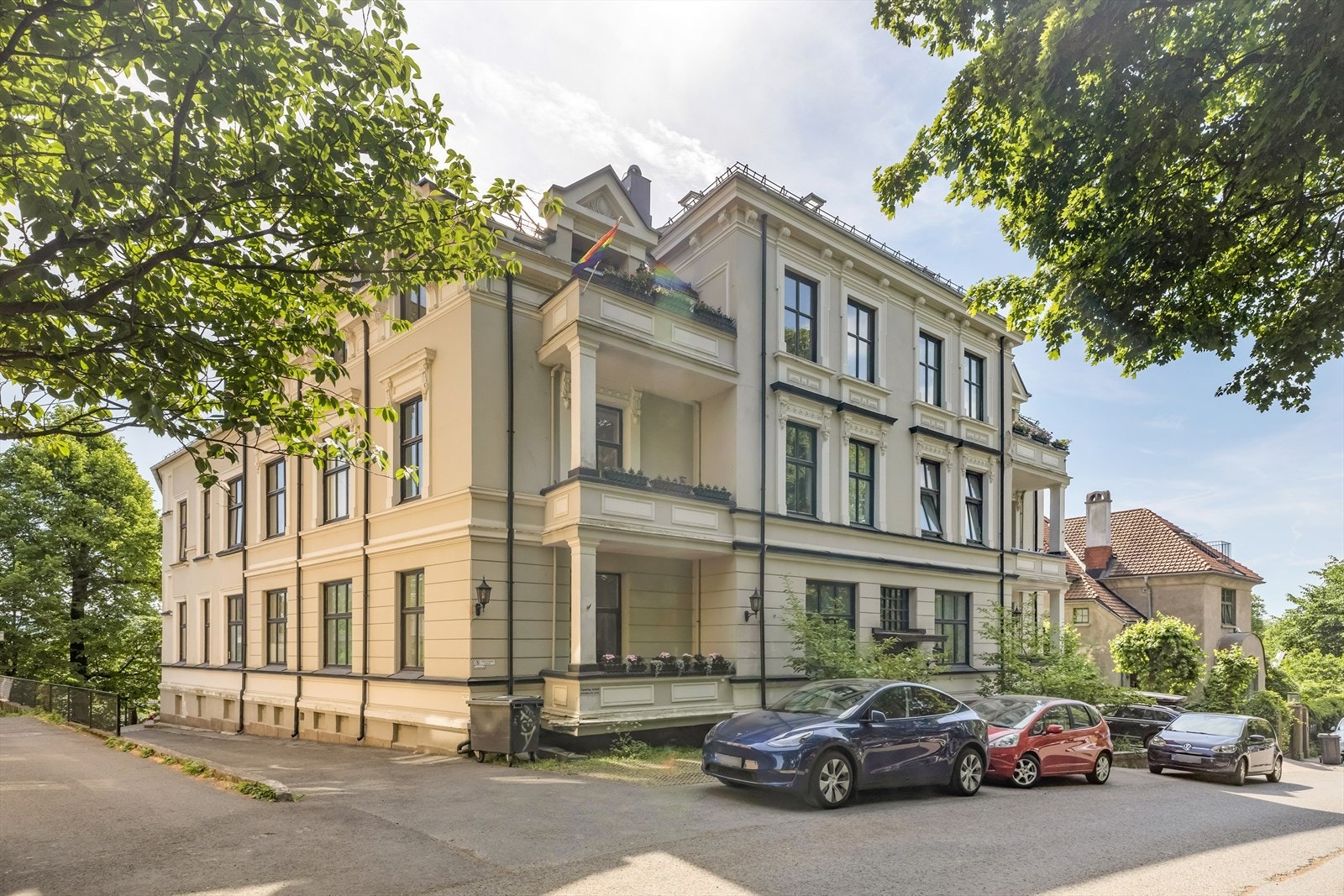 DNB Eiendom ved Albert Gashi og Helene Gulla har gleden av å presentere Geitmyrsveien 31D! Galleribilde