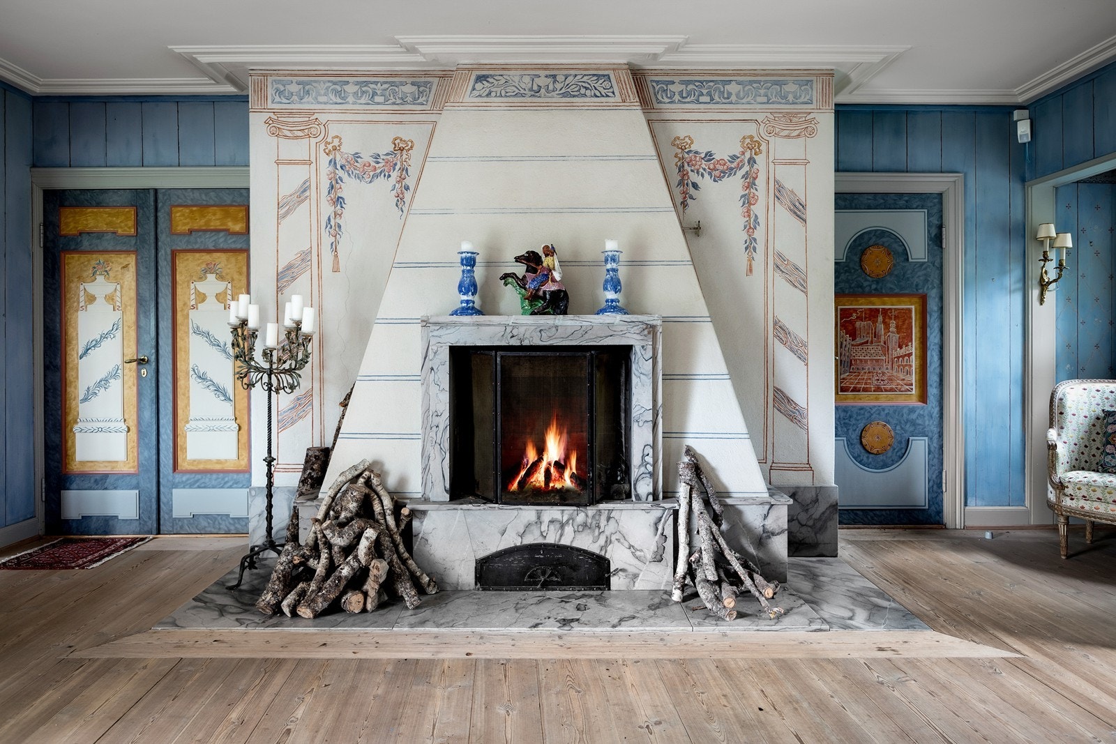 Håndmalt peis av Arnstein Arneberg Galleribilde