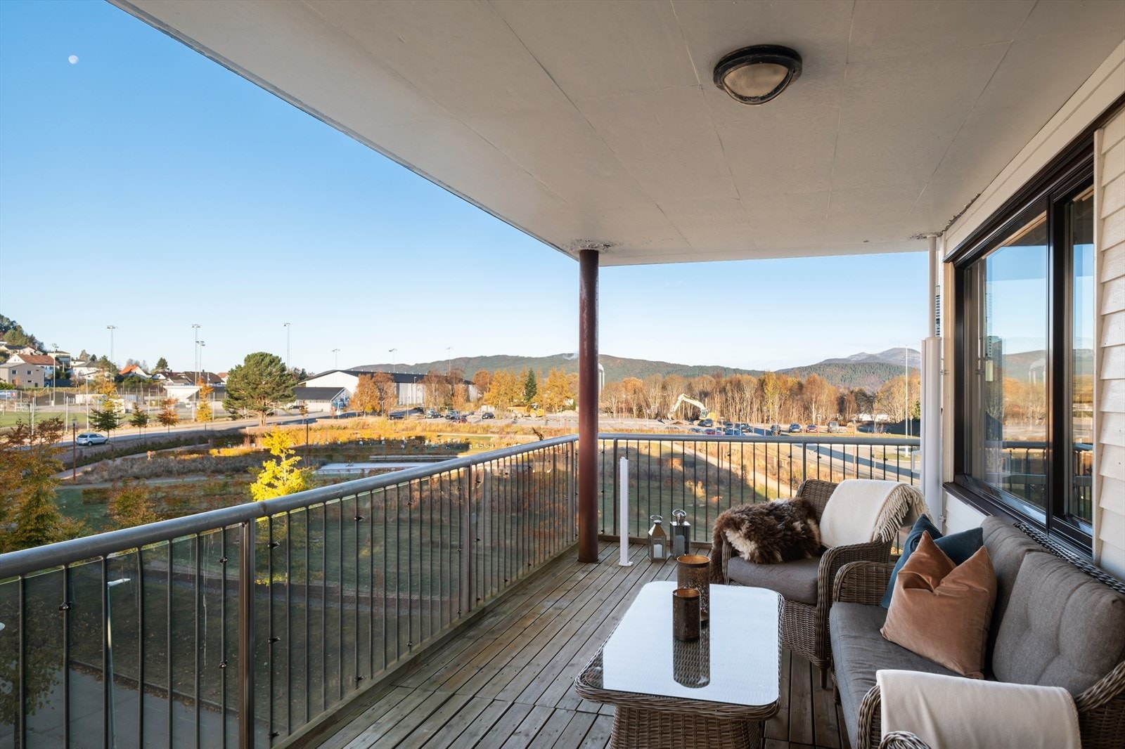 Veranda | Ettermiddag- og kveldssol | Utsikt Galleribilde