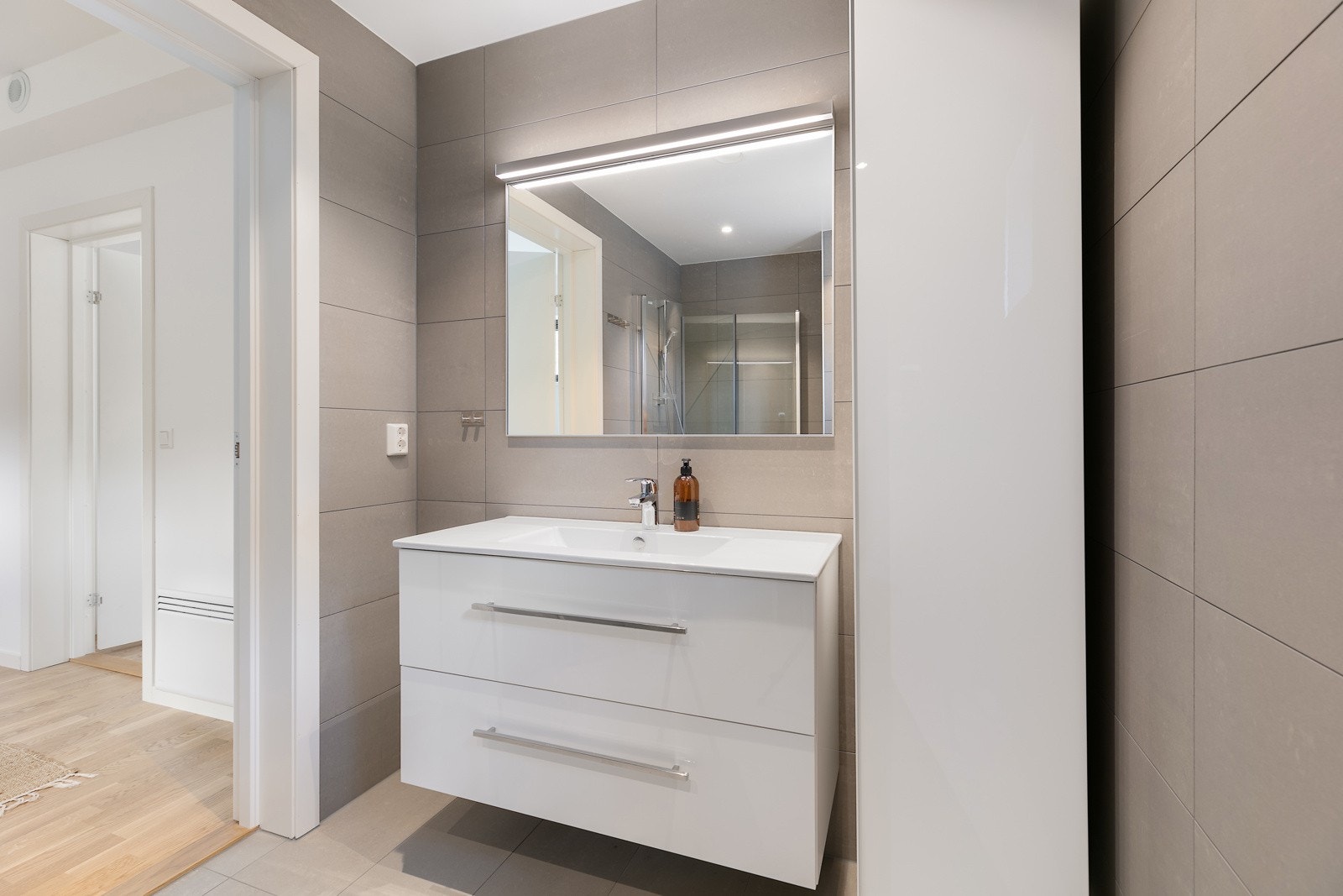 Badet i 1. etg Galleribilde