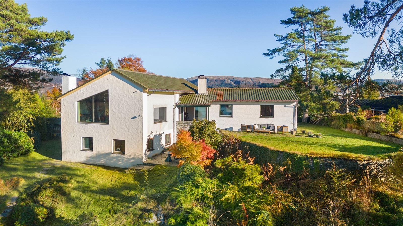 Villa med skjermet beliggenhet Galleribilde