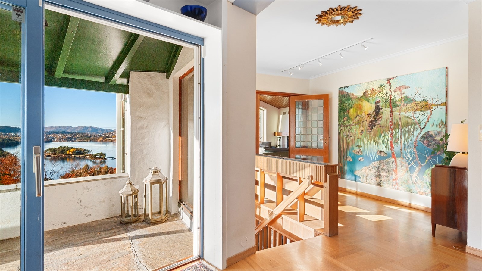 Deler av terrassen er overbygget Galleribilde