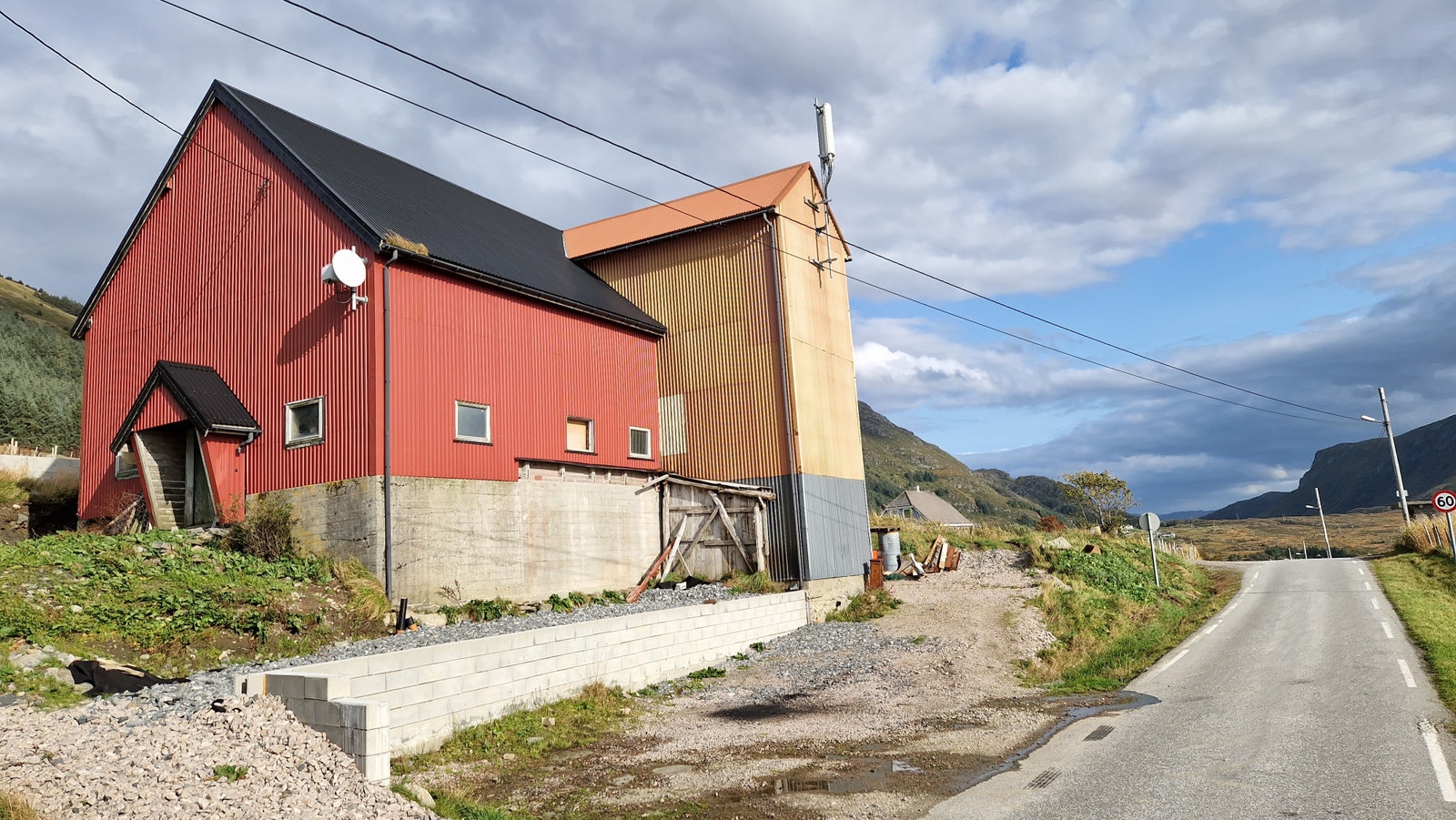 Driftsbygning fasade Galleribilde