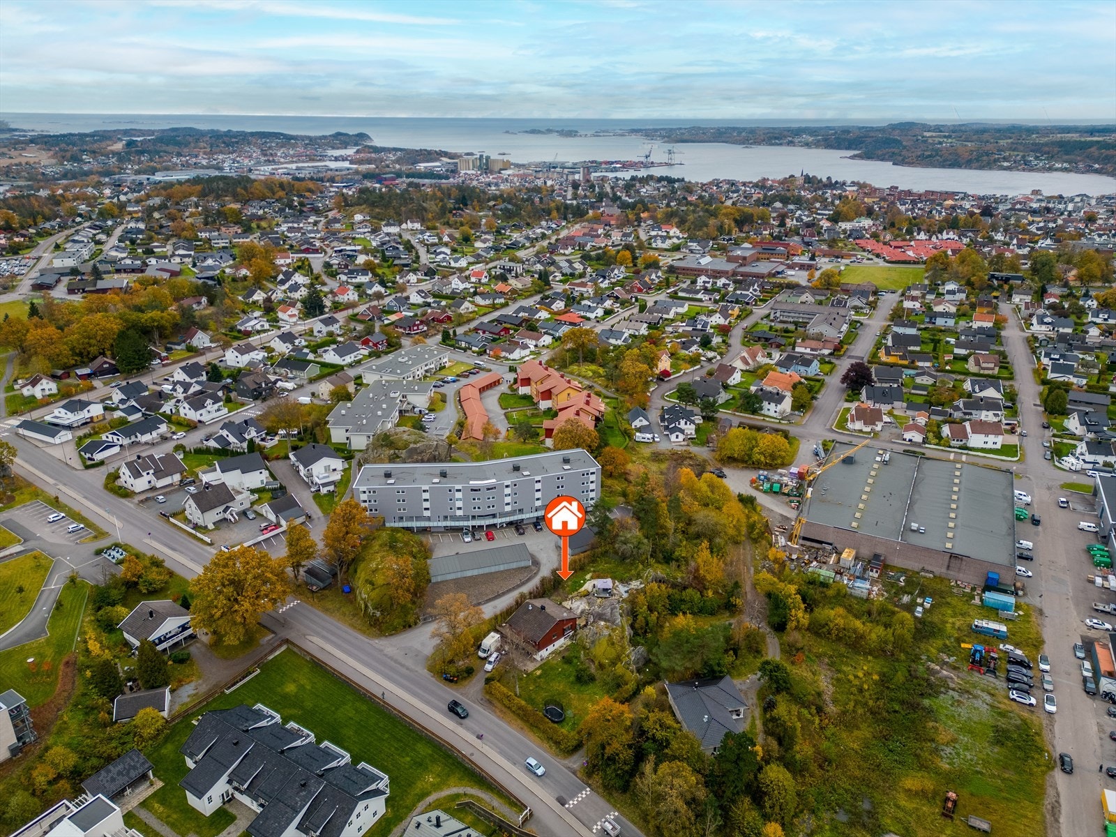 Larviksfjorden i bakkant - bare å rulle ned dit med sykkel Galleribilde