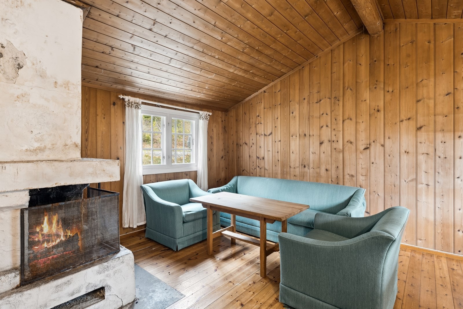 Her er det plass til å samle både familie og venner til hyggelig lag. Galleribilde