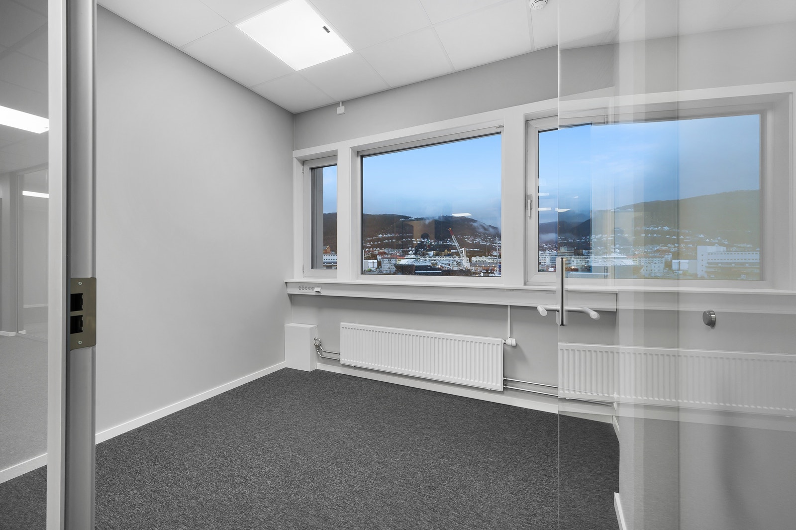 Eksempel på kontorlokaler som er levert. Galleribilde