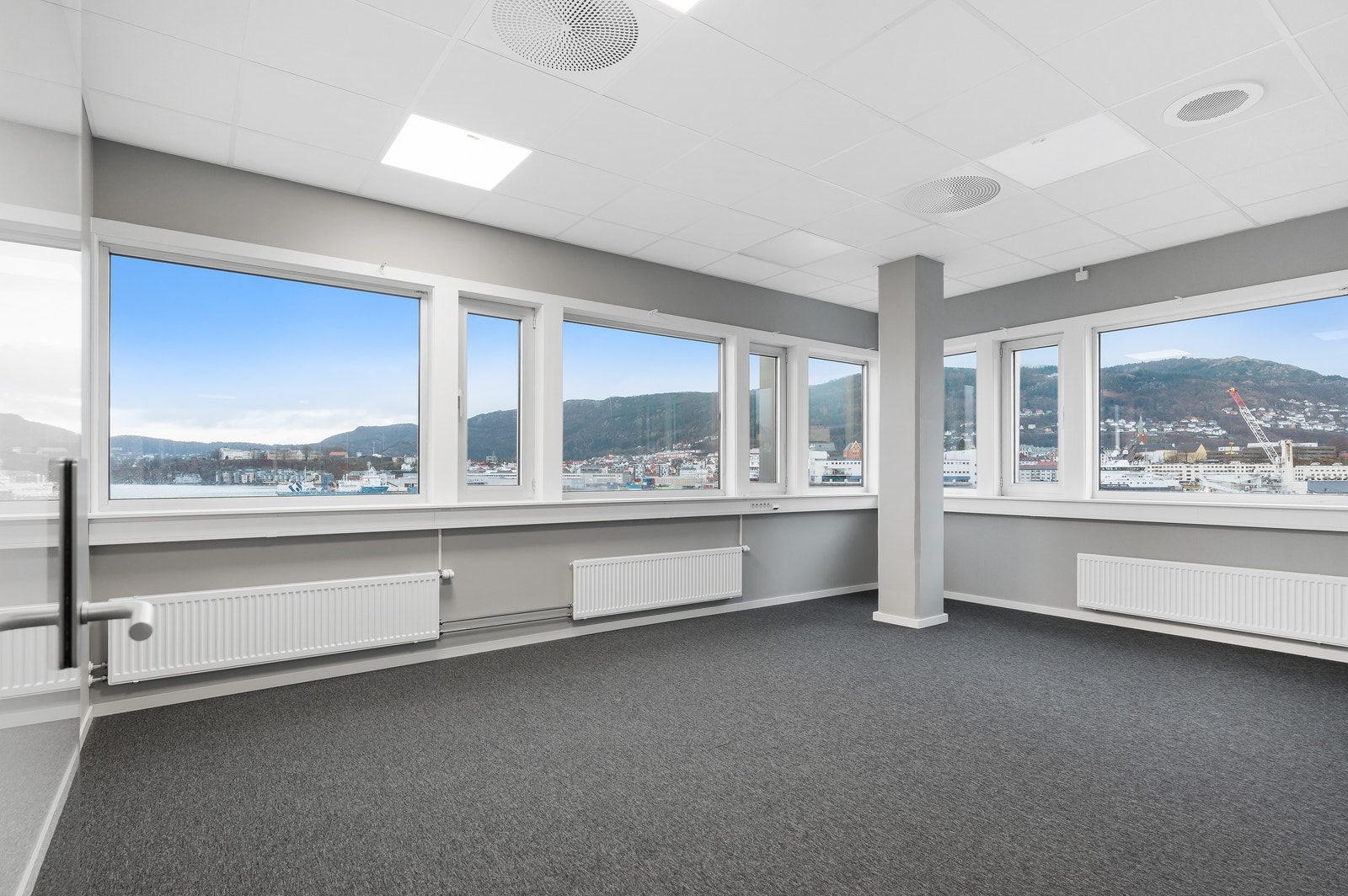 Eksempel på kontorlokaler som er levert. Galleribilde