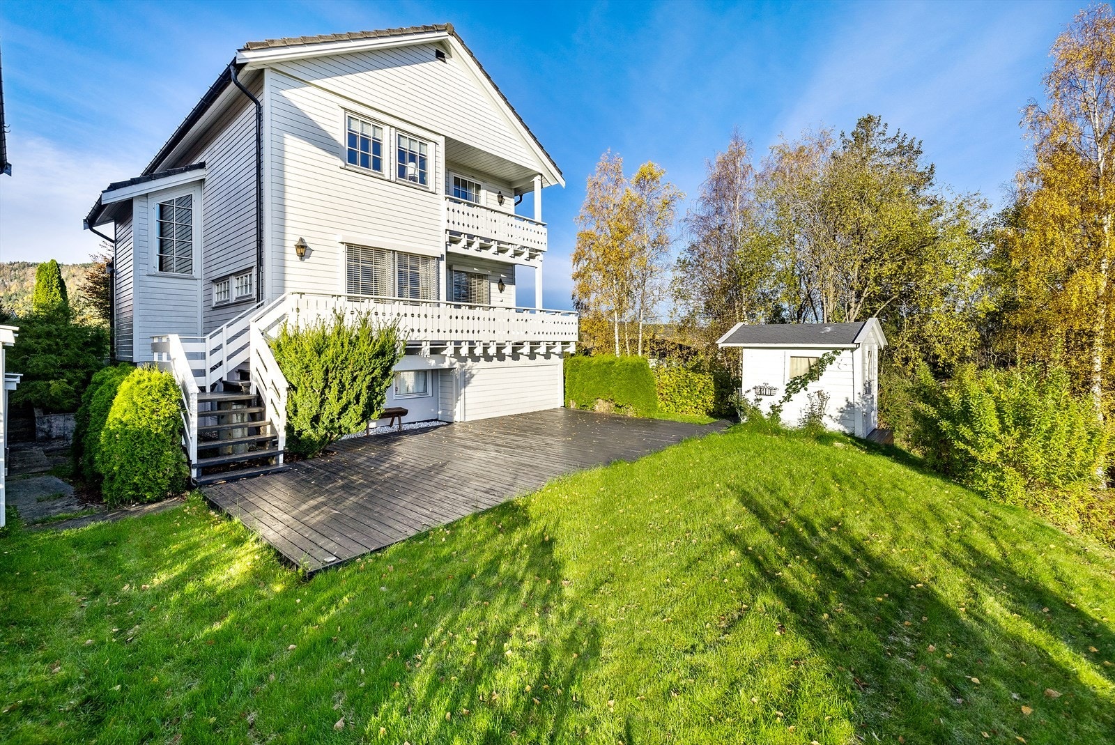 Det er meget gode solforhold på uteplassene Galleribilde