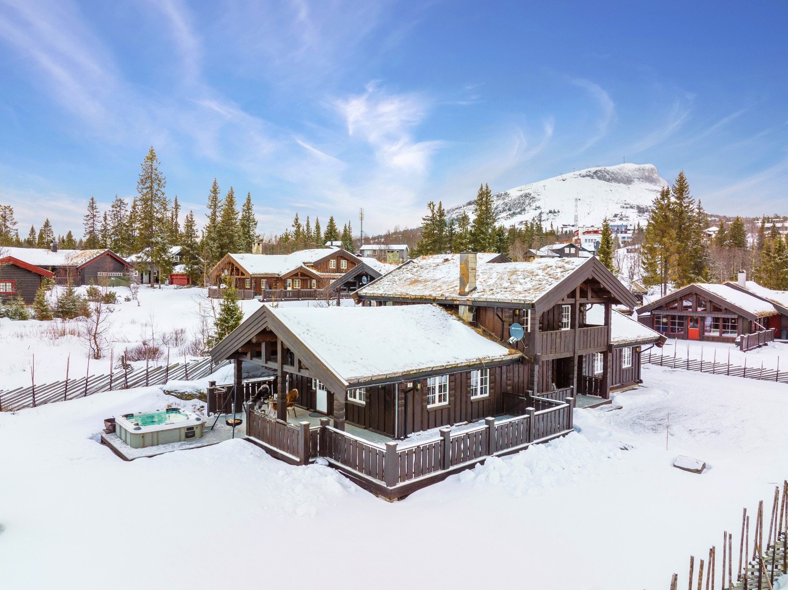 Fra hytta kan man gå rett ut i langrennsløypene. Galleribilde