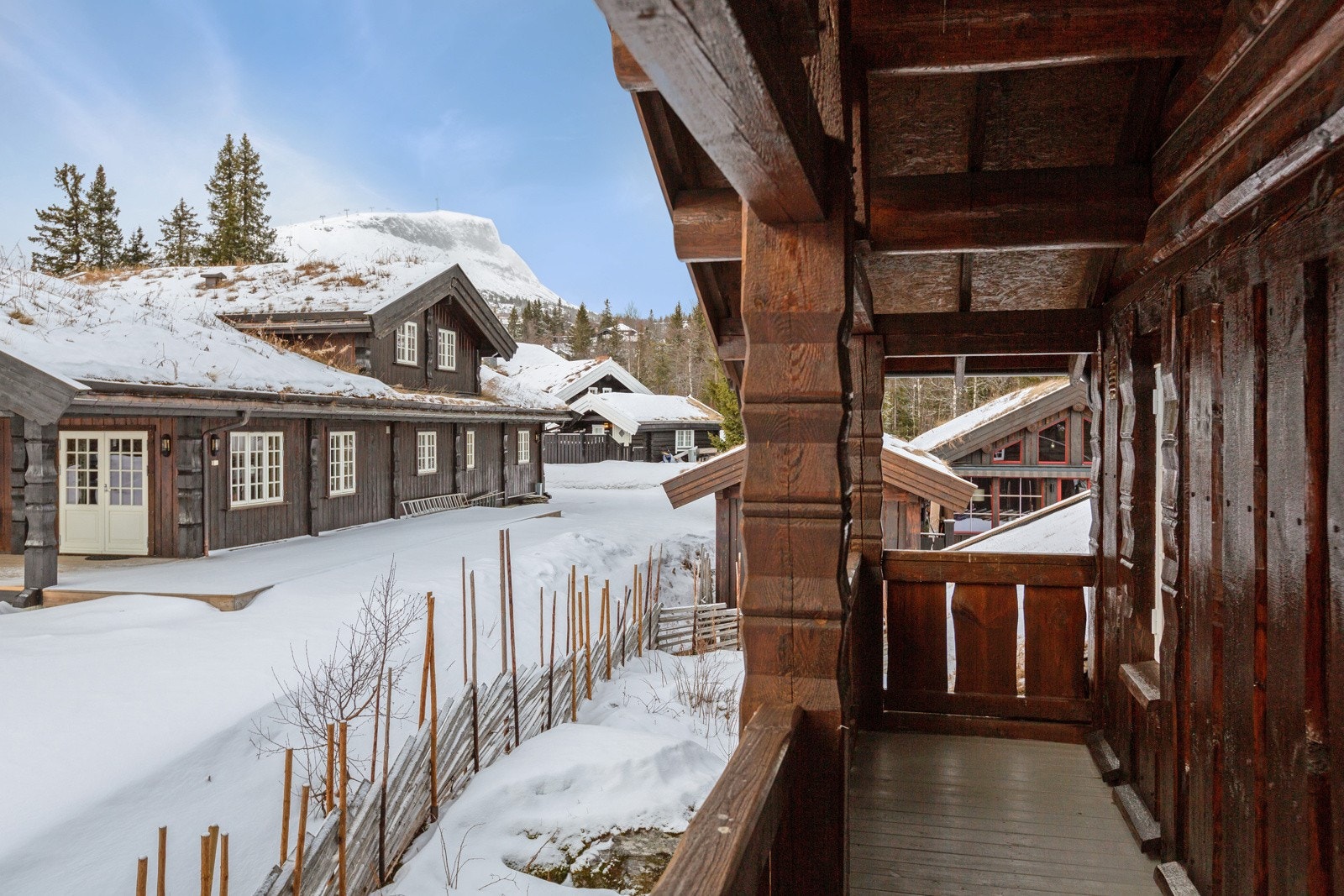 Balkongen utenfor soverommet i 2.etasje. Galleribilde