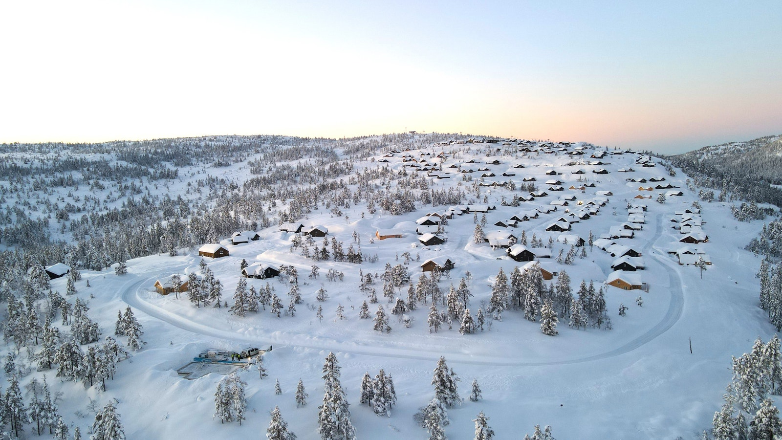 Rytterspranget Terrasse har et stort utvalg av ledige tomter. Her får du fin natur, gode solforhold og flott utsikt. Galleribilde