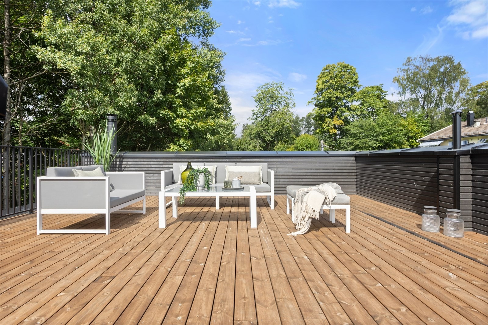 Fantastisk takterasse med svært gode solforhold. Galleribilde