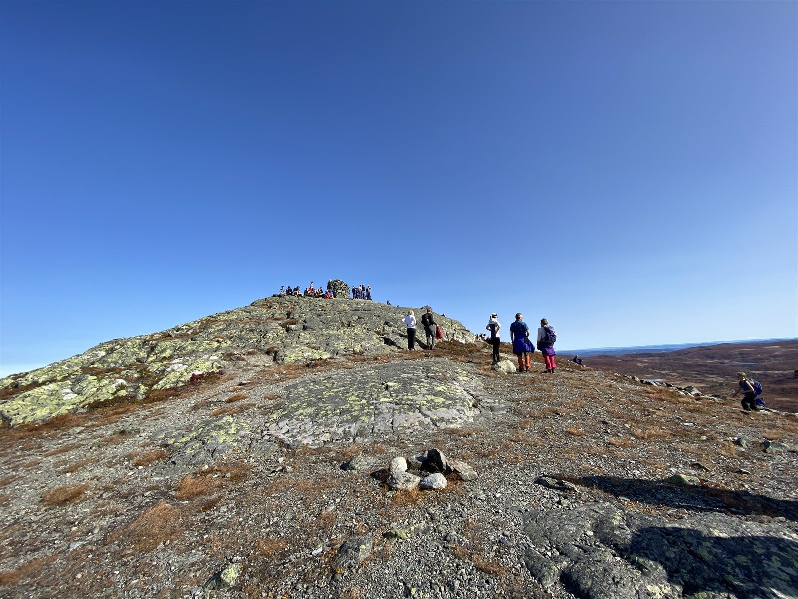 Ikke minst er Golsfjellet er godt utgangspunkt for toppturer både til fots og på sykkel. Galleribilde
