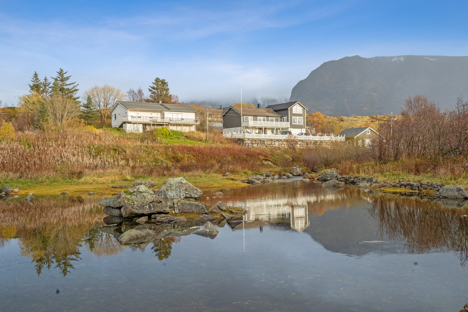 Velkommen til Sandveien 7 - Presentert av EiendomsMegler 1 Lofoten Galleribilde