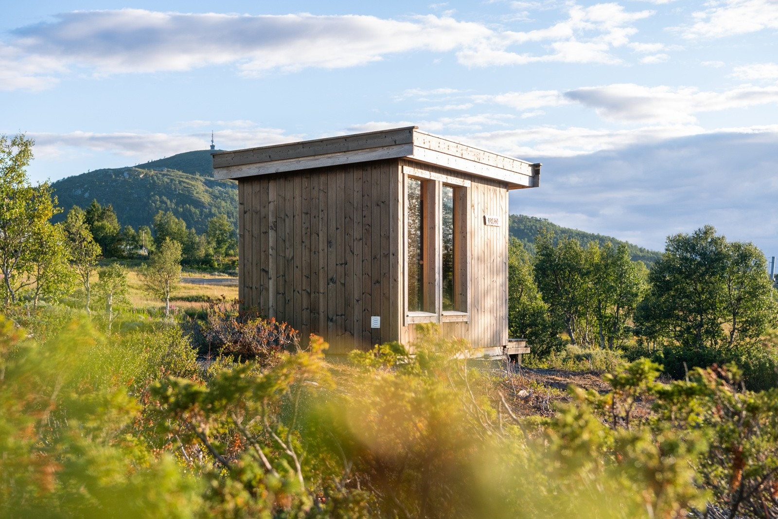 Det er også fra 2022 utplassert badstuer ved Uvatn Galleribilde