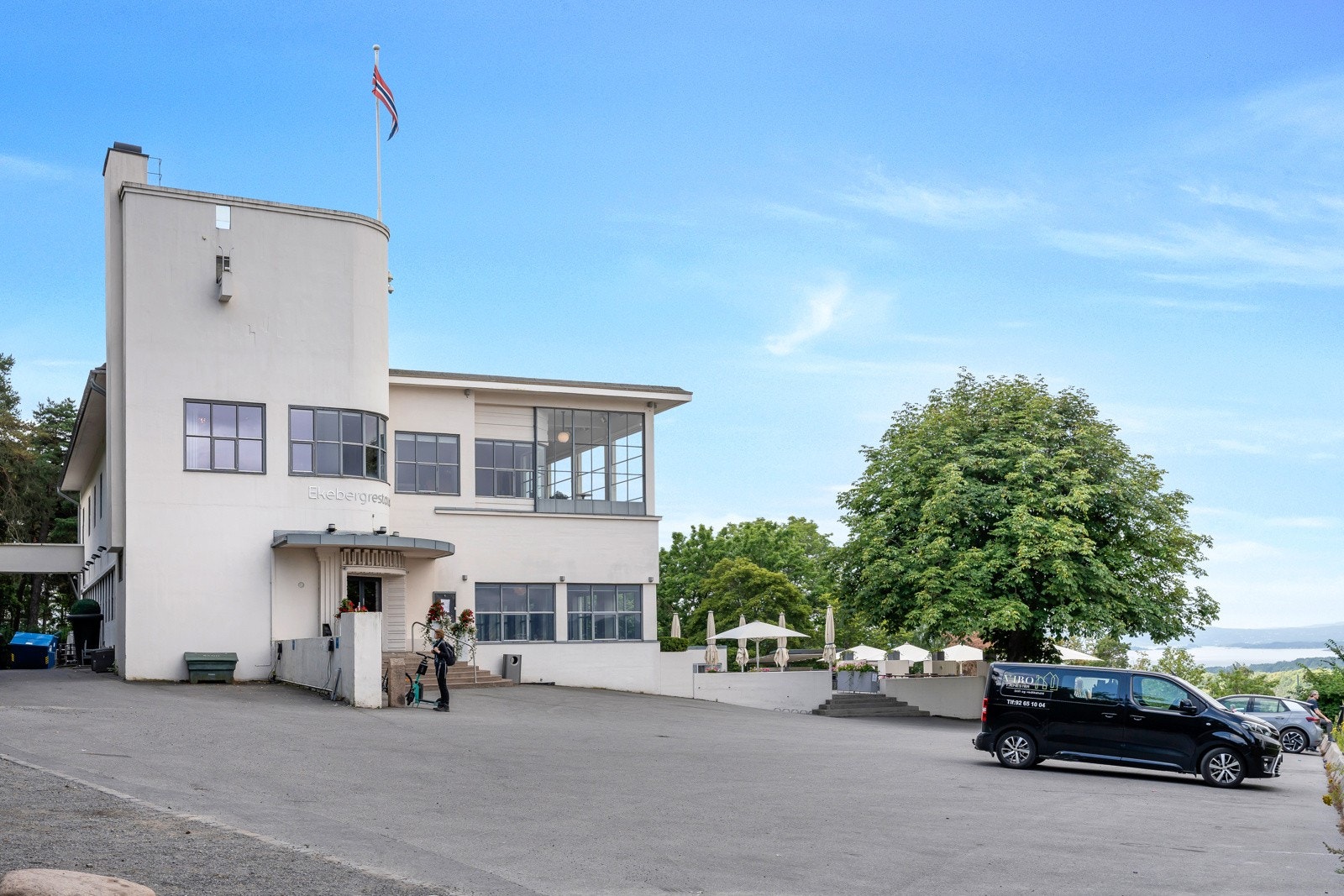Besøk Ekebergsrestauranten med flott utsikt over byen og fjorden! Galleribilde