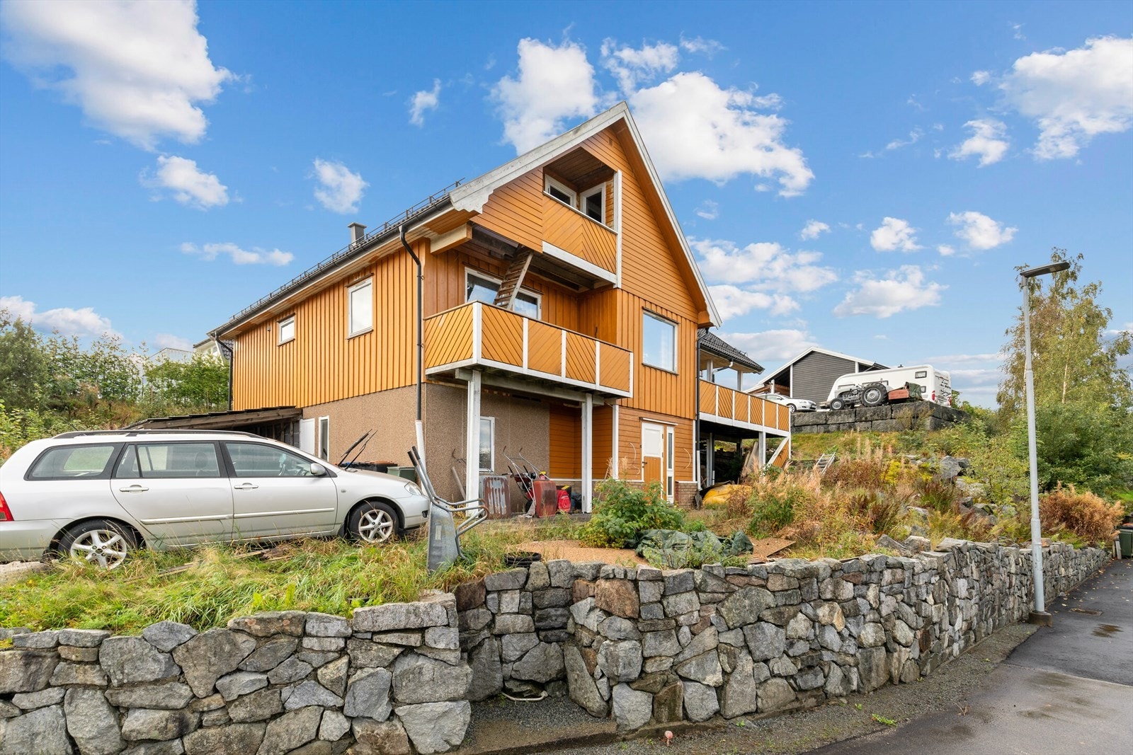 DNB Eiendom v/Veronika Bjønnes har gleden av å presentere et stort hus med masse utviklingspotensiale ! Galleribilde
