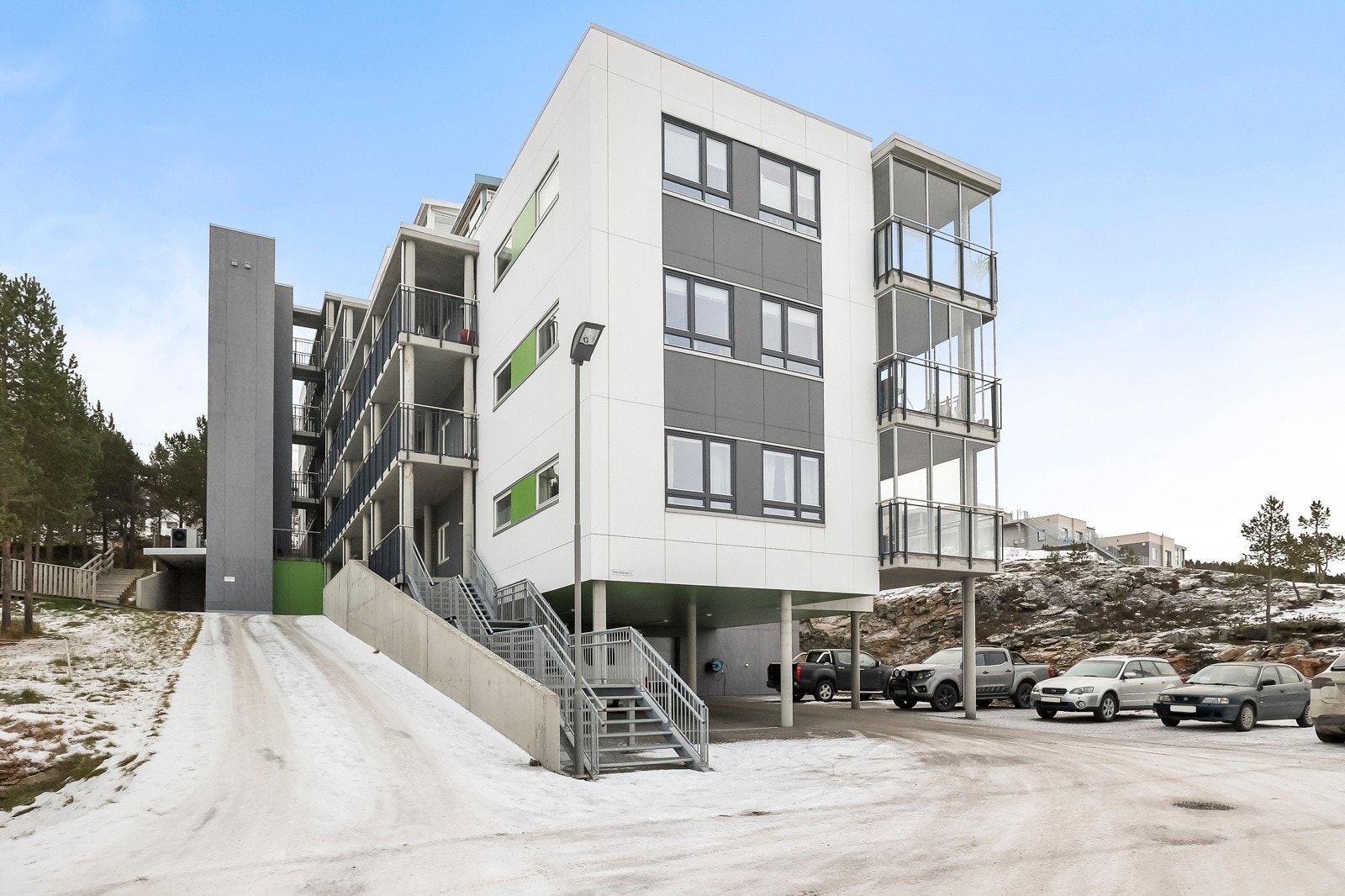 Fra stuedøra kan du gå rett ut i et av Altas mest populære friområder Galleribilde