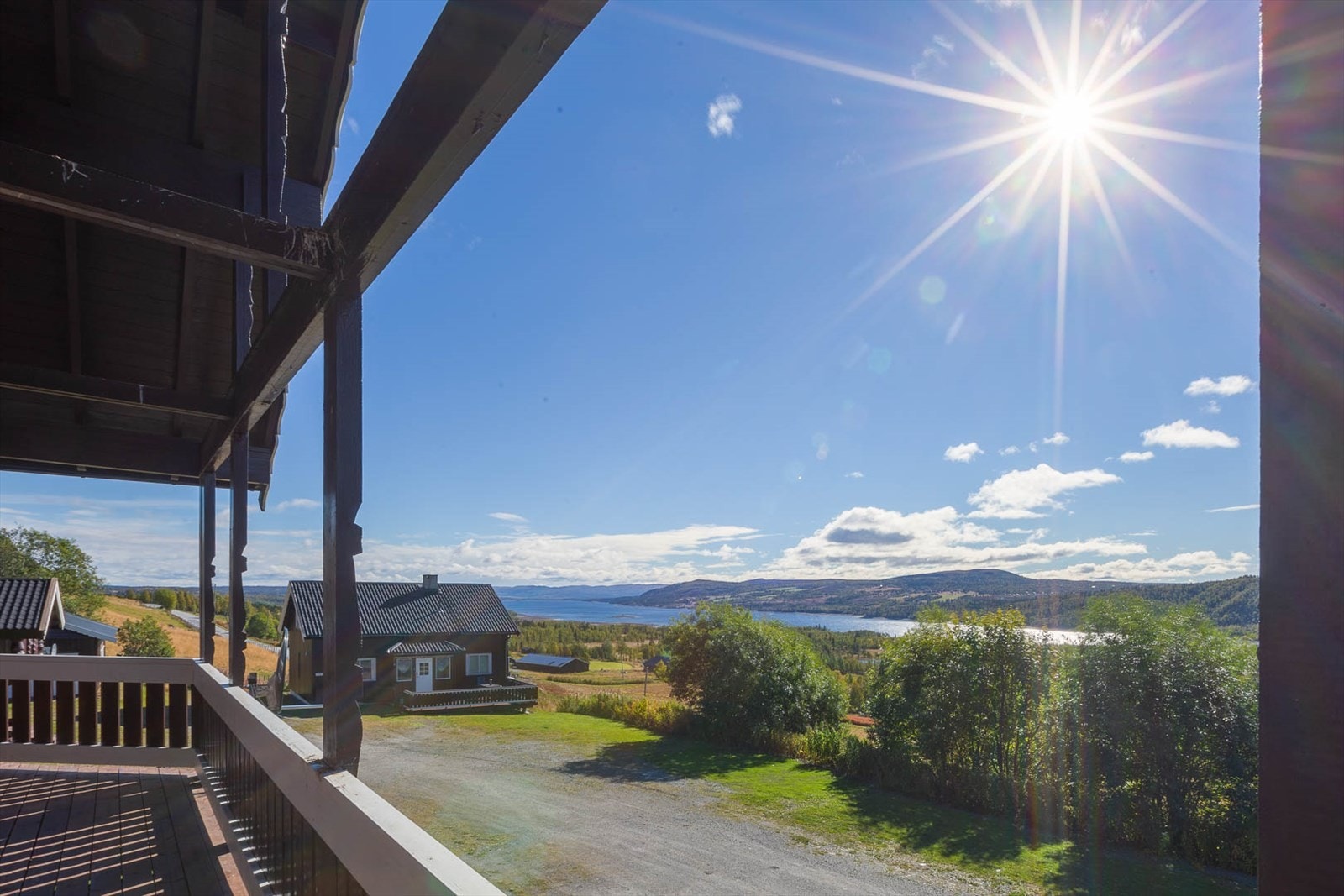 Velkommen til "Toregard" - En fantastisk eiendom beliggende i naturskjønne Lykkja. Galleribilde